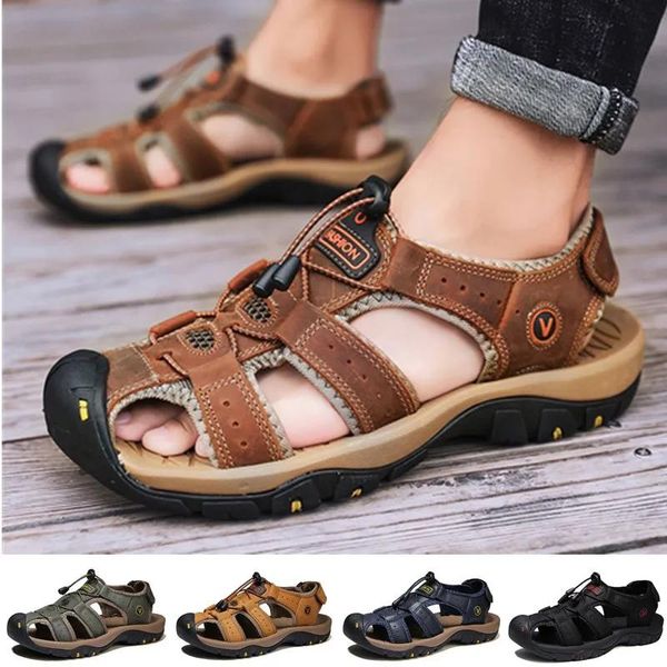 Sandálias novas sandálias de verão Moda masculina de grossa sapatos fechados de dedos de ponta de pesca Sapatos de praia de praia Balão de malha respirável