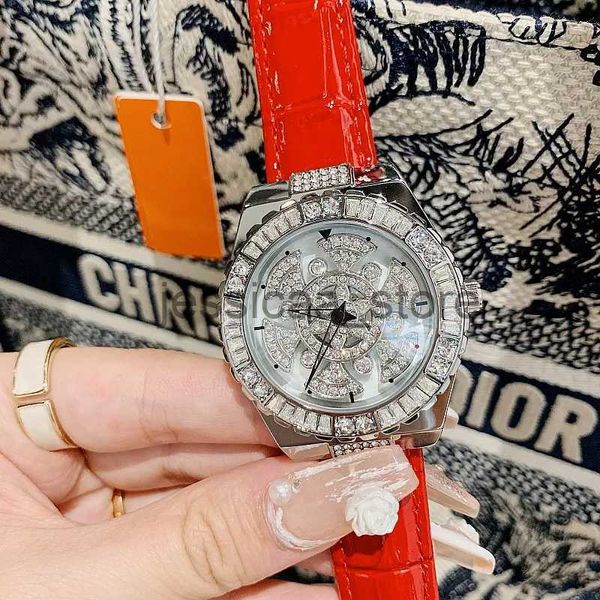 Outros relógios 2023 Crystal Ladies assistir designer de moda Spin Wristwatch Top Brand Luxury Women Women Womens Quartz Diamond Rotatwatch Women J231221