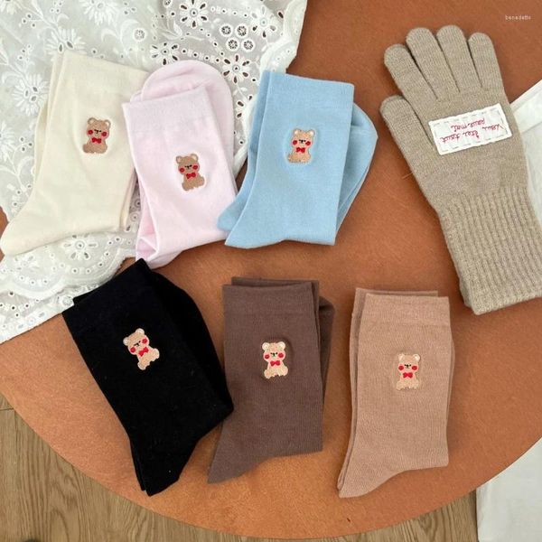 Frauen Socken süßer Cartoon Teddybär gestickeltes Muster Frauen mittelgroße Röhrchen Japanische koreanische Ins Stilstapel Baumwolle