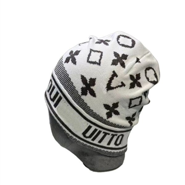 Designer de gaiolas de inverno chapéu de chapéu de malha de malha esportes de luxo Caps Caps Fashion Street Rua clássica Black Cappello Designer Beanies Simples T-11