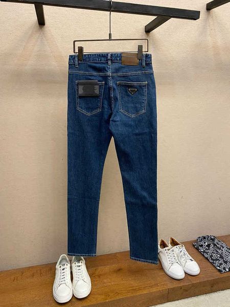 Jeans designer maschile jeans stampato scuro jeans marchio alla moda maschile 2023 estate nuovi ins versione coreana Trend slim adatto pantaloni a gamba per uomini L7