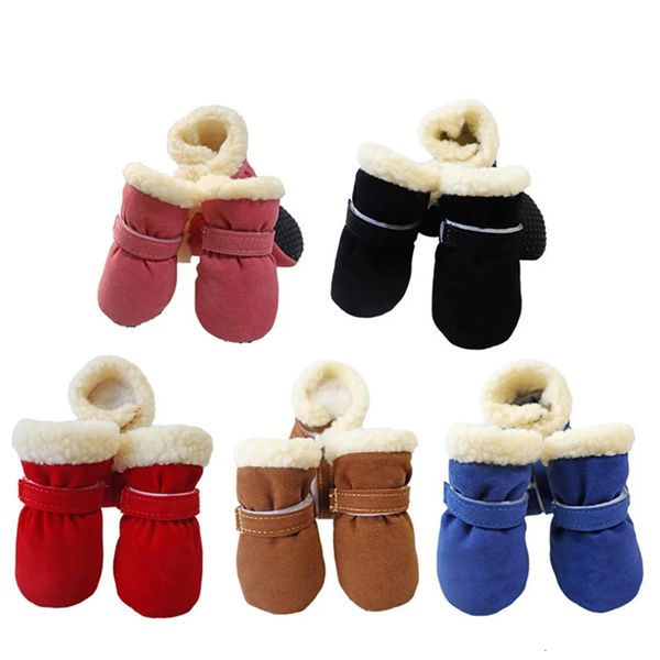 4pcs Inverno impermeável Sapatos para cães de animais de estimação não deslizam botas de neve para raças pequenas cães cachorros gatos chihuahua pate cuidados pug 231221