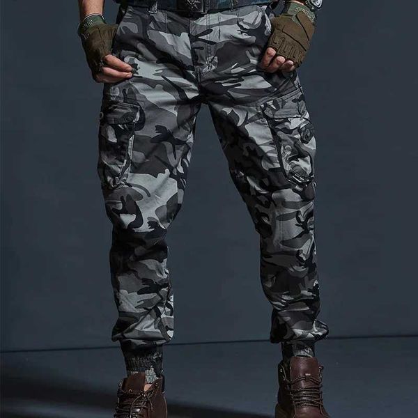 Pantaloni tattici militari di jeans maschili da uomo combattimento pantaloni multi tasca impermeabile pantaloni mimeti di camouflage addestramento maschio all'aperto j231222