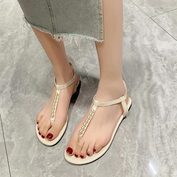 Sandalen Bcebyla Frühlings- und Herbst lässig modische modische farbige flache Perlen bequemer Tanga-Zehen elegante Nicht-Schlupf-Frauenschuhe