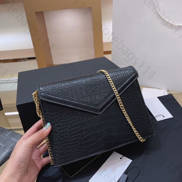 altın zincir tasarımcı çanta timsah desen crossbody çantaları kadın için büyük alışveriş çantası flep lüksler çanta