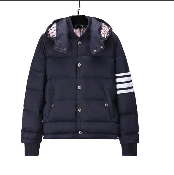 Nuova giacca invernale, una giacca unisex British Daily Bavani con cappuccio