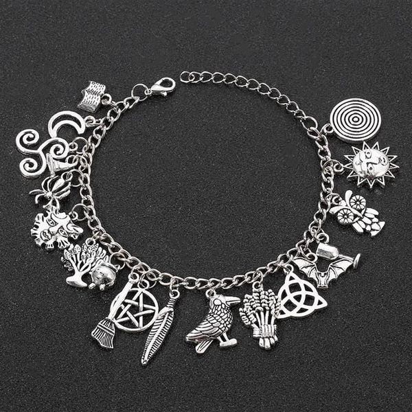 Charm Bracelets Halloween Armband Rich Pendantl Star Moon Horror Spinnenmagie Besen Punk Weihnachten Frauen Schmuck258s