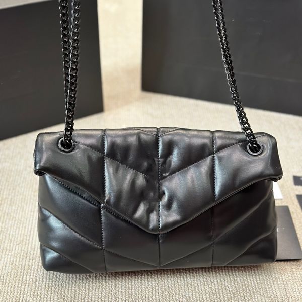 Siyah Loulou Puffer Crossbody Bag Zincir Omuz Çantaları Kapitone Orijinal Deri Çapraz Vücut Çanta Leydi Debriyaj Telefon Tutucu Kart Sahibi 30cm Sac Tasarımcı Kadın Çanta