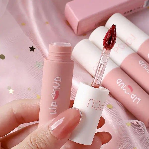 Lip Gloss Textura lisa Lama de laca à prova d'água intensa pigmentação tendência PCU pó em pó arejado de veludo confortável desgaste fosco fosco