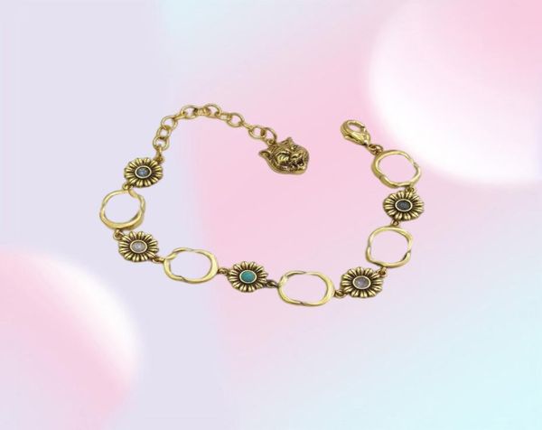 Braccialetti designer di lusso Elegante catena d'oro Gold Women Letter Diamond Flowers Collana Bracciale Collana Design Design7148711