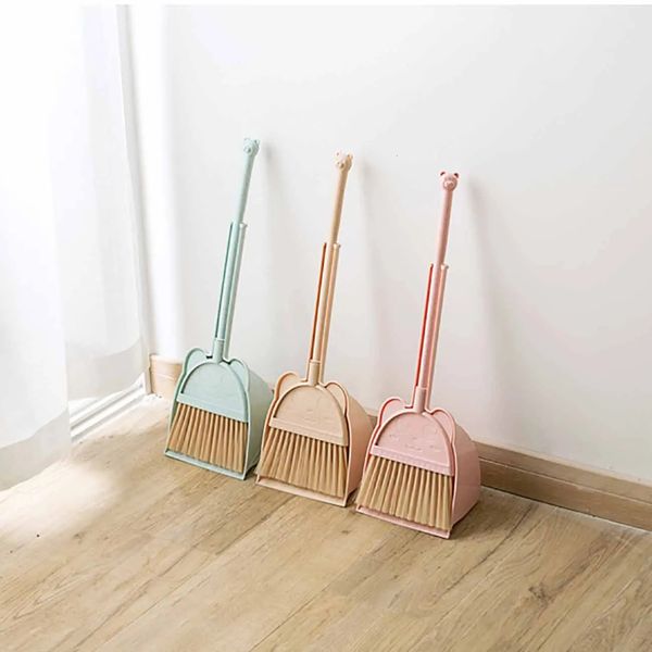 1 set Baby Mini Spaceing House Cleaning Toys Set Child Mop Broom DustPan Set Telescopic Finge Play Toys Kids Regali 231221