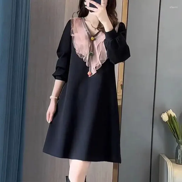 Lässige Kleider pendeln elegante Rüschen gespleißt Midi Kleiderknopf Frühling Herbst V-Ausschnitt weibliche Kleidung Basic Long Sleeve A-Linie