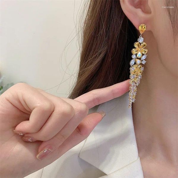 Dangle Ohrringe Frauen Zirkone Blumenform Statement Kubikzirkonia lange baumelnde Mode Braut Hochzeitsfeier Schmuckzubehör