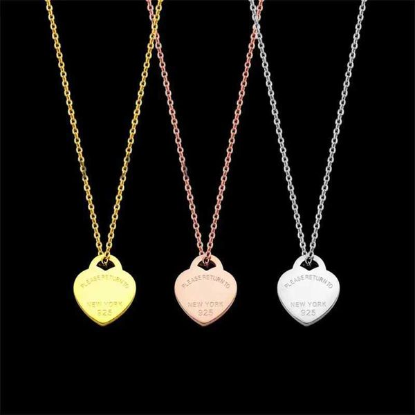 Fashion New T Letter Necklace Brand Brand Classic a forma di cuore uomini Donne Co accoppiano collane in acciaio inossidabile gioielleria WFFM