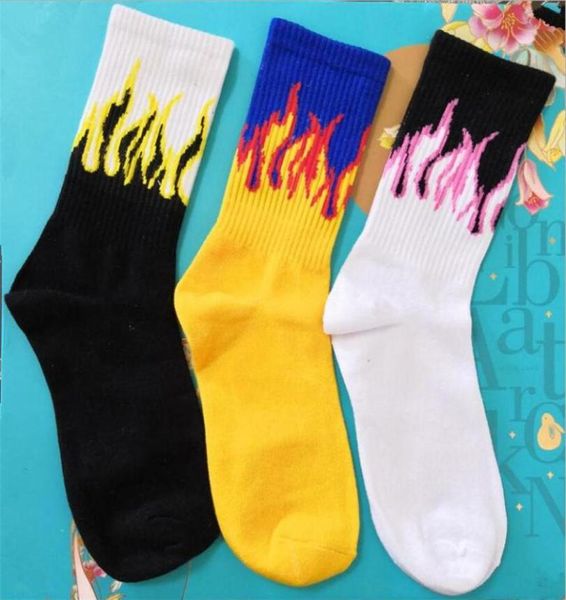 5 Paar Männer Fashion Hip Hop Hit Color on Fire Crew Socken Red Flame Blaze Power Torch Wärme Street Skateboard -Baumwollsocken3028074