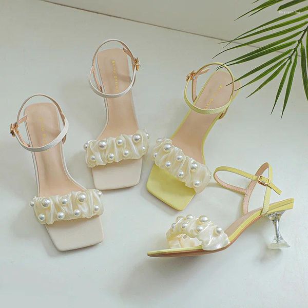 Sandalen 2023 Sommer transparent für Frauen Luxus Streich Perlen Perlen Seiden High Heels Ladies Prinzessin Elegante Hochzeitsschuhe