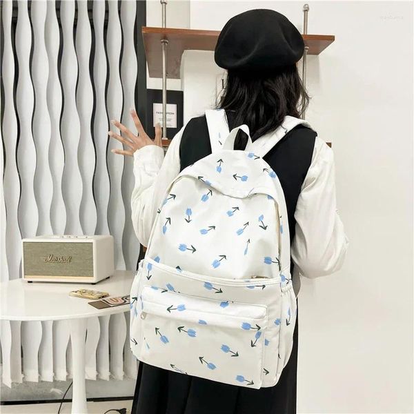 Borse per le donne 2024 Fashion Flode Floral Backpack Waterproof Nylon Rucksuck Teenager Bage Student Bag di grande capacità