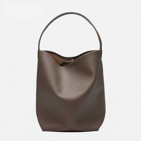 Balde Big Moda Sacos Mulheres 100% Bolsa Bolsa Designer Handbag feminino Soft Natural Cow Bolsas reais Bolsas de couro Luxury Senhoras ombro de ombro de mão cinza