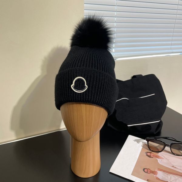 Дизайнер Beanie Beanie Luxury Designer Beanie Оригинал Ингл Реплика вязаная крышка мягкая кожа, удобная текстура теплая кашемирная шерстяная крышка для мужчин и женщин