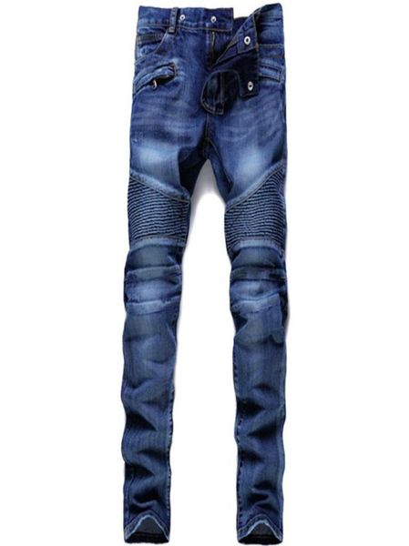 Jeans Rock Renaissance Jeans Die US -amerikanischen Street Style Boys Loch gesticktes Jeans Designer Männer Frauen Fashion695115