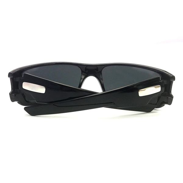Цельно-дизайнер OO9239 коленчатый вал Поляризованный бренд солнцезащитные очки модные бокалы ярко-серый иридий L231U