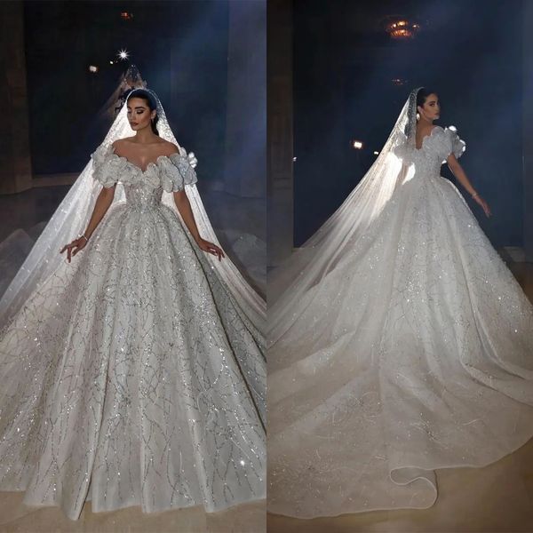 3D-Lace-Hals-A-Linie-Hochzeitskleid Blumenfalten Puff-Ärmelkleid Plusgröße Pinselzugbüftungsröcke Brautkleider Kleid Customized D-H23816
