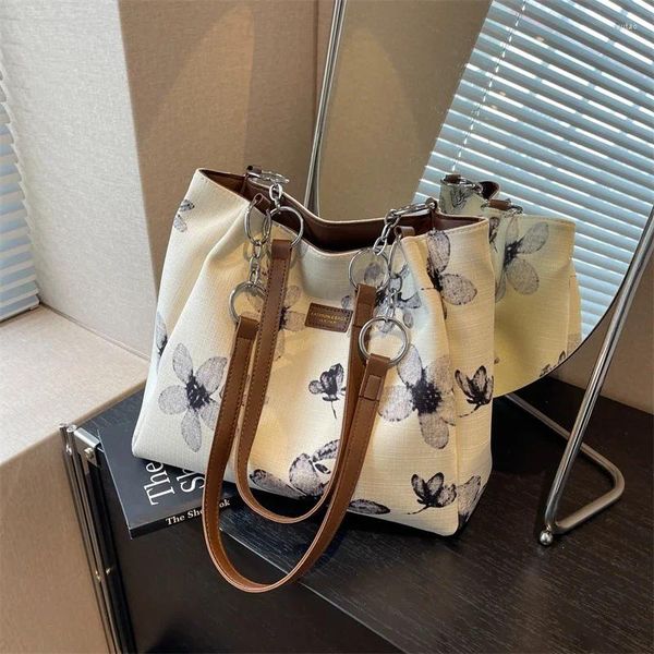 Bolsas de noite 2024 vendendo bolsa feminina de verão Luxo de luxo em estilo de moda de ombro chinês bolsa casual