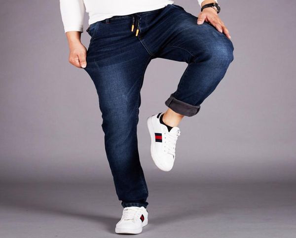 Design classico maschi stretch jeans jeans elastico in vita spandex jeans pantaloni plus size 5xl 6xl 48 regualr fit famoso brand1040606