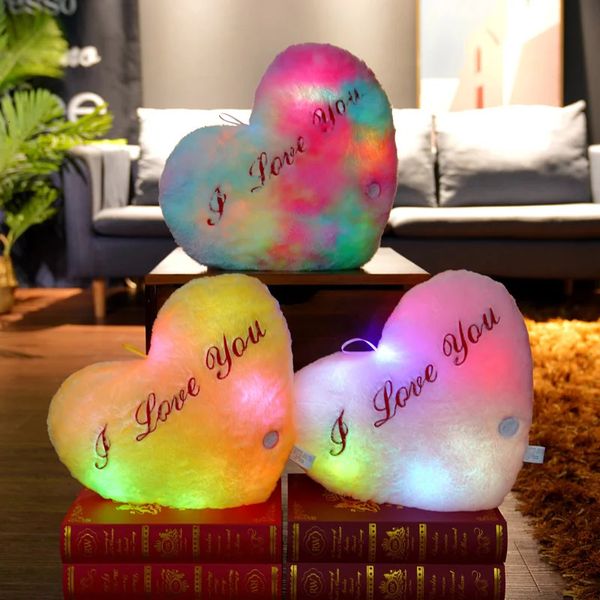 1pc 35 cm luminoso cuscino da peluche a forma di cuore decoro imbottito I love u colorato giocattolo luminoso per bambini presenti amanti regalo 231222