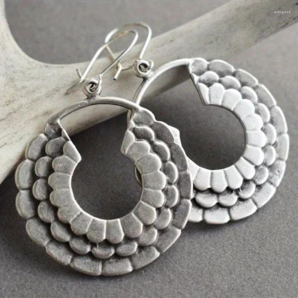 Dangle Ohrringe Retro Boho Hollow Out Flower Design Round Haken Zinklegierung Silber verteilter Schmuck Außerquisite weibliche Geschenk