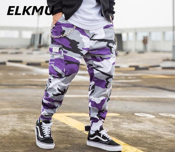 Calça de carga de camuflagem militar masculina jogadores de rua lápis Pant Hip Hop Camo Tactical Troups Troups Chain de ferro roxo HE192 MEN0393084607