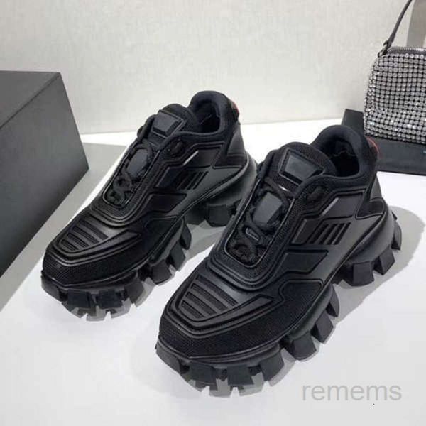 Mens Woman CloudBust Thunder Sneakers Shoes Shoes 3D Runner Trainer Trainer Taint Ткань с низкой легкой резиновой резиновой обувью с коробкой №40
