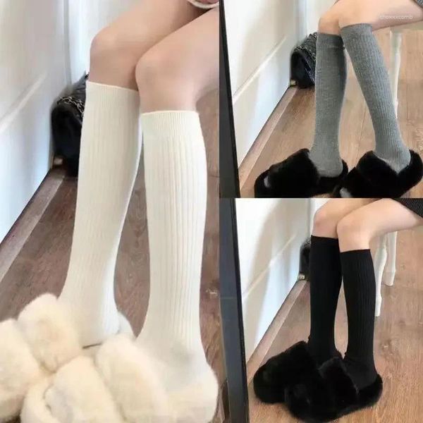 Frauen Socken Langer Kaschmir Boot Massive Wolle Oberschenkel Strumpf dünne lässige Baumwollkalb Flauschige weibliche Kniesocke