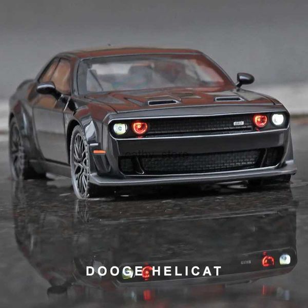 Auto elettrica/RC 1/32 Dodge Challenger Hellcat Redeye Lega Muscle Car Modello Suono e luce Giocattolo per bambini da collezione Regalo di compleannoL231223