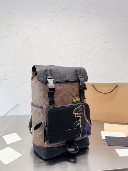 HDMBABS2023 Designer Backpack Leather Back Pack Mens Luxo Big Book Bag Moda Bolsas de Escola Casual Saco de Viagem de Viagem Design Mochila Montanhista