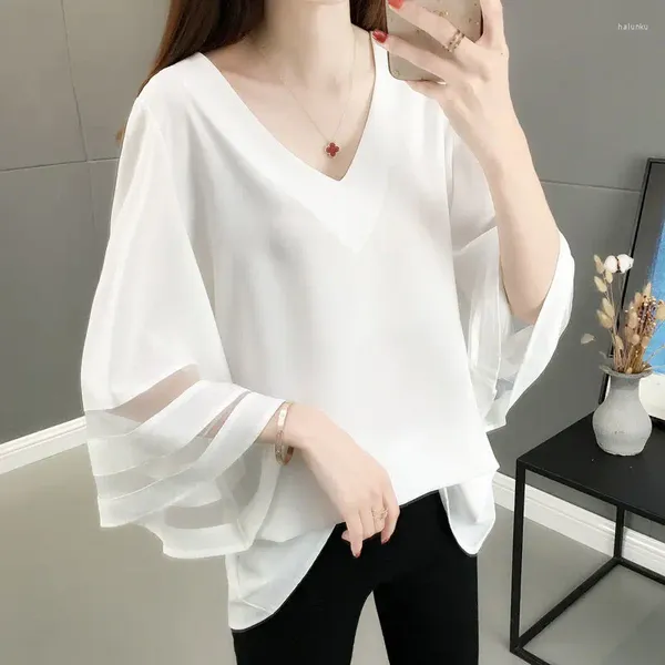 Blouses feminina Hollow Out Organza White Chiffon camisa para mulheres de verão coreano Mangas largas Blato