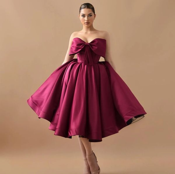 Модное бордовое короткое выпускное платье 2024 Bow Узел. Раффлирс рюшит чай.