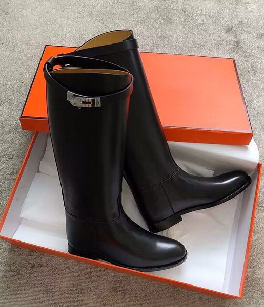 2024 com caixa de moda de moda Botas de tornozelo feminino Bootie de malha