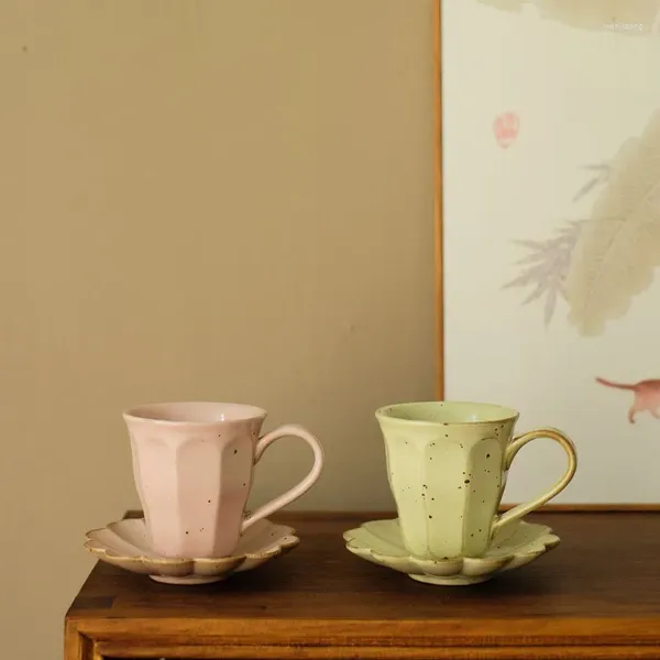 Tassen Elegant Ru Ware Glace Ceramic Kaffeetasse mit Blütenblatthalter - Pink/Gelb