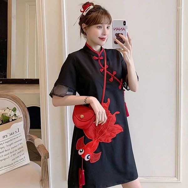 Etnik Giyim Geliştirilmiş Siyah Qipao Kadınlar Kırmızı Japon Balığı Nakış Cheongsam Çin Elbise Vestido Chino Muje Geleneksel Stil Çüb.