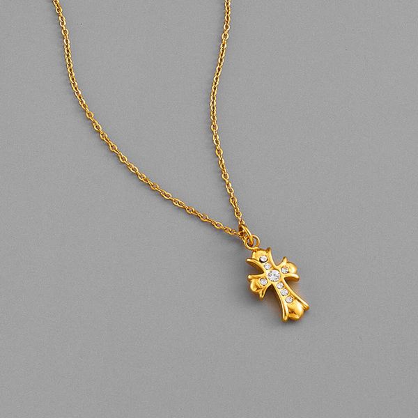 Ch tasarımcı mücevherler çapraz kolye kolye krom mücevher kakma zirkon titanyum çelik altın tarzı yakalar kemik zinciri kalp kazak seven hediye sanskrit lüks