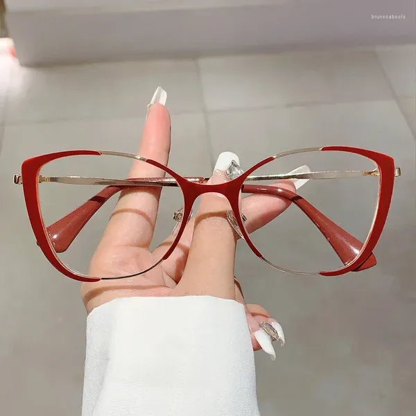 Солнцезащитные очки Kammpt Vintage Cat Eye Women Women Eyeglasses 2024 Стильные голубые светлые очки in ind trend luxury design computer spectacles