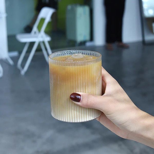 Kaffeetöpfe 400 ml Tasse vertikaler Streifen Hochtemperaturfestigkeit Soda Getränk Wasser kalt Latte einfaches Stil Glas