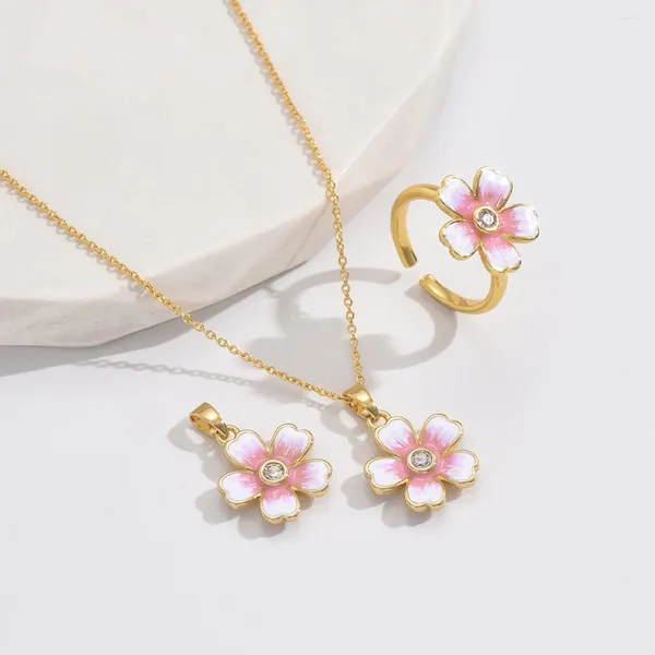 Halskette Ohrringe Set elegant und niedlich fünf Blütenblüten Blütenblätter Anhänger für Frauen rosa Emaille Kubikkupfer Ring Mode Schmuck