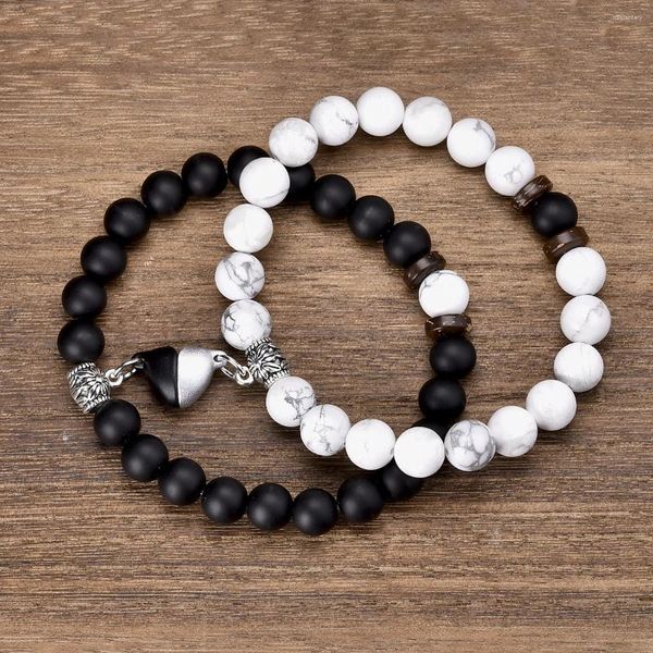 Strand 2 pezzi/set di pietra naturale Howlite onyx Braccialetti per coppia di cuore amore bianco e nero per uomini Donne elastico corda di San Valentino regalo di San Valentino