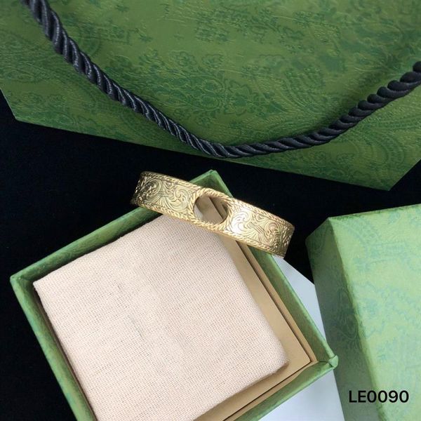 Top Fashion Design Letter Bracelet for Woman Geschenk Retro -Persönlichkeit Hochqualität 18 Karat Gold plattiert offenes Armband Schmuckversorgung279n