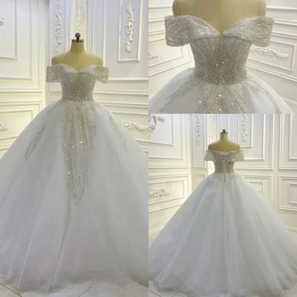 Atemberaubendes 2024 wunderschönes Ballkleid-Hochzeitskleid mit Hofschleppe und Glitzer, romantisches, herzförmiges, mit Perlen besetztes Prinzessinnen-Brautkleid aus Kristall-Tüll