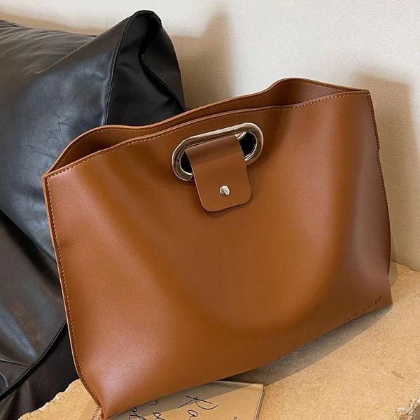 Akşam çantaları zarif kadın kavrama çantası parti için gündelik büyük kapasiteli büyük deri bilgisayar çanta 2023 moda erkekler iş çantası