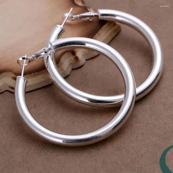 Brincos de argola Moda muito agradável Mulheres de cor prata festa de cor 5cm Jóias redondas Jóias Big Circle Lady Wedding