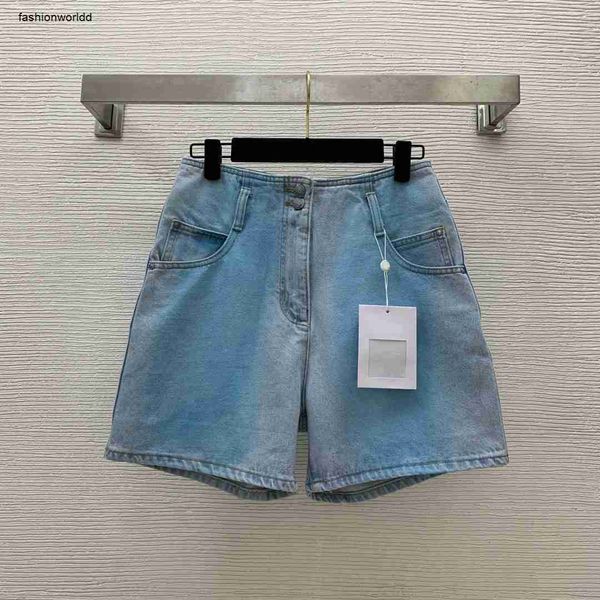 Jeans Designerinnen Frauen Shorts Luxuskleidung für Frauen Sommerhosen Hosen Mode Girl Hosen Ladies Casual Hot Hosen 25. Dezember